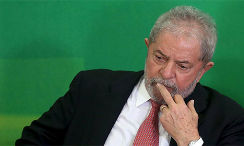 Un juez ordena la puesta en libertad de Lula y otro magistrado la bloquea